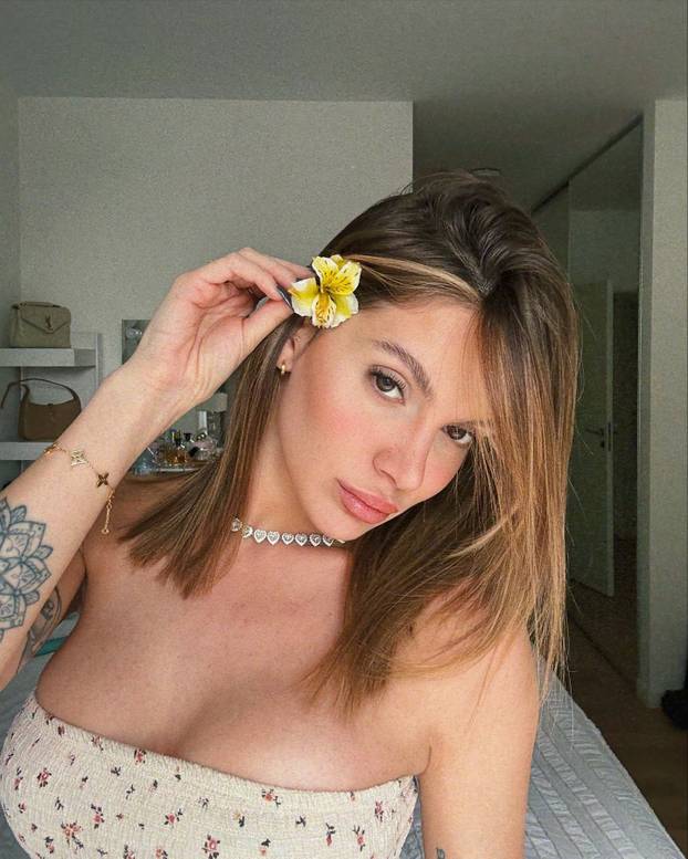 FOTO Influencerica šokirala: 'Dečko nogometaš i ja vodimo ljubav po sedam puta dnevno'