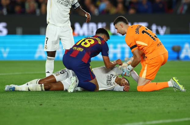 LaLiga - FC Barcelona v Real Madrid