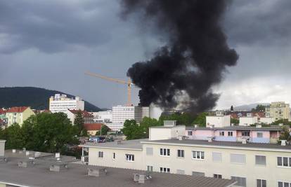 Drama: Četiri jake eksplozije odjeknule su u središtu Graza