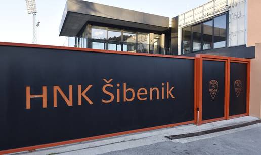 Nakon 94 godine ugasio se HNK &Scaron;ibenik! Funcuti su pjesmom ispratili donedavnog prvoliga&scaron;a