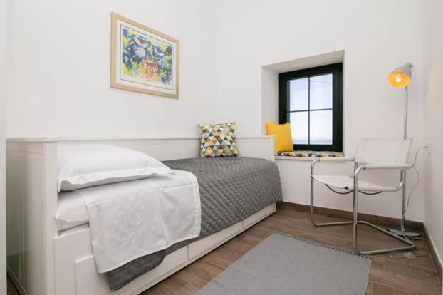 FOTO Kuća na Jadranu s 240 m² luksuza čeka novog vlasnika