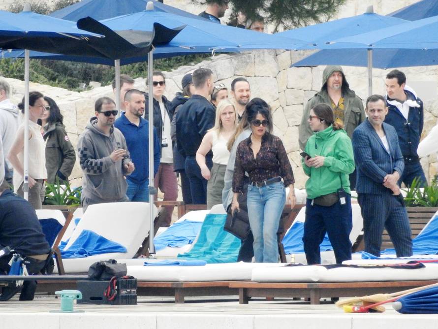 Ryan objavio prvu fotografiju iz Rovinja sa svojim dvojnikom...