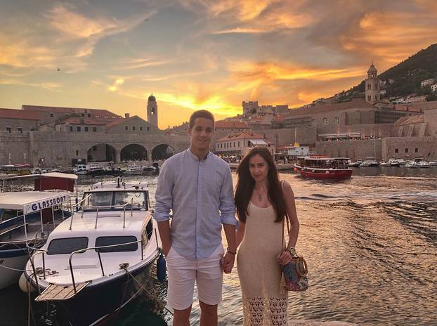 FOTO 'Vatreni' nosi njenu fotku na svakoj utakmici. Prohodali su kao tinejdžeri i isti dan slave