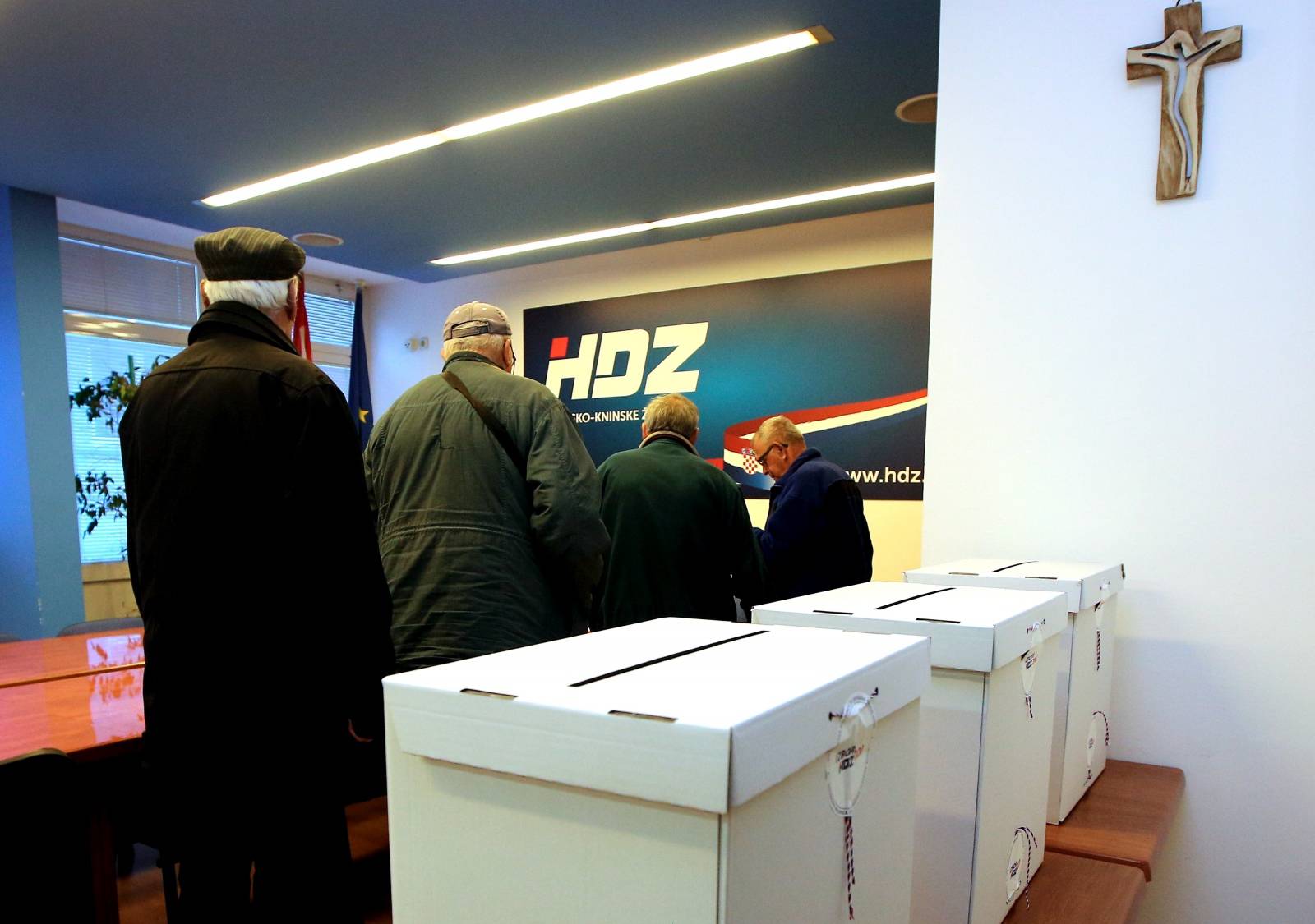 Šibenik: HDZ-ovci glasali na unutarstranačkim izborima