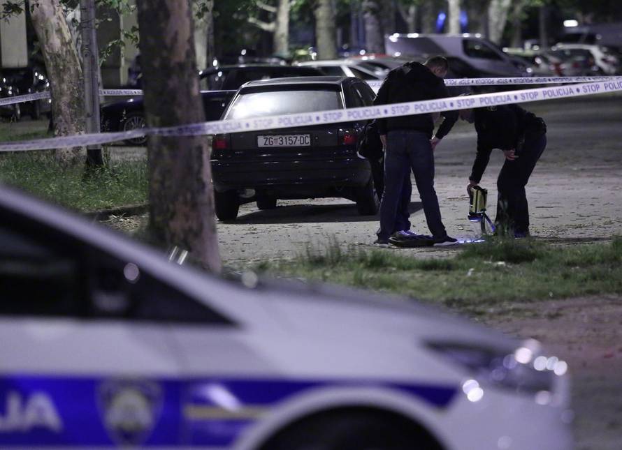 'Čuli smo pucnjeve, iz prolaza je izašao muškarac, šepao je...'