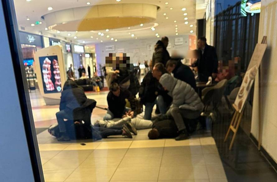 FOTO Drama u zagrebačkoj Areni: 'Policajci u civilu bacili su ljude na pod i stavili im lisice'