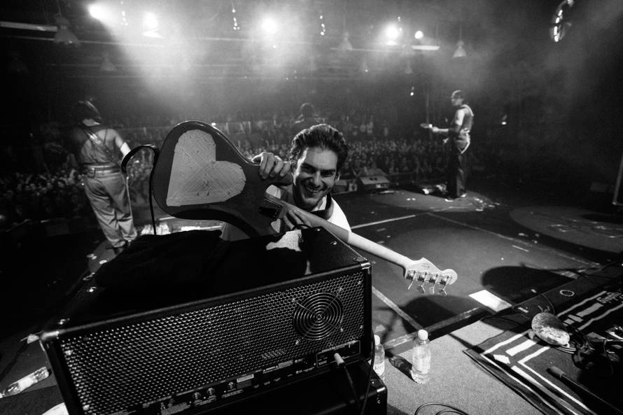 Joker Out rasplesao je Tvornicu Kulture: Hrvatice na pozornicu bacale ružičaste grudnjake...