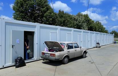 Gunjani dobivaju 70 kontejnera za stanovanje i ambulantu
