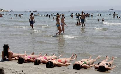 FOTO Terme Jadran: More je na skoro 30 stupnjeva, ovo su plaže gdje ćete se ipak osvježiti