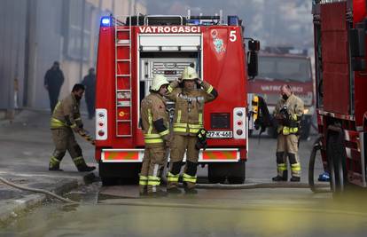BiH: U požaru stradao muškarac (63),  izgorjele su dvije kuće