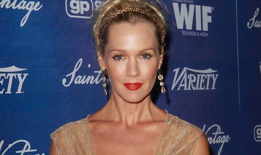 Jennie Garth progovorila o slavi i traumama: 'Nisam vi&scaron;e htjela nositi taj teret, oprostila sam...'