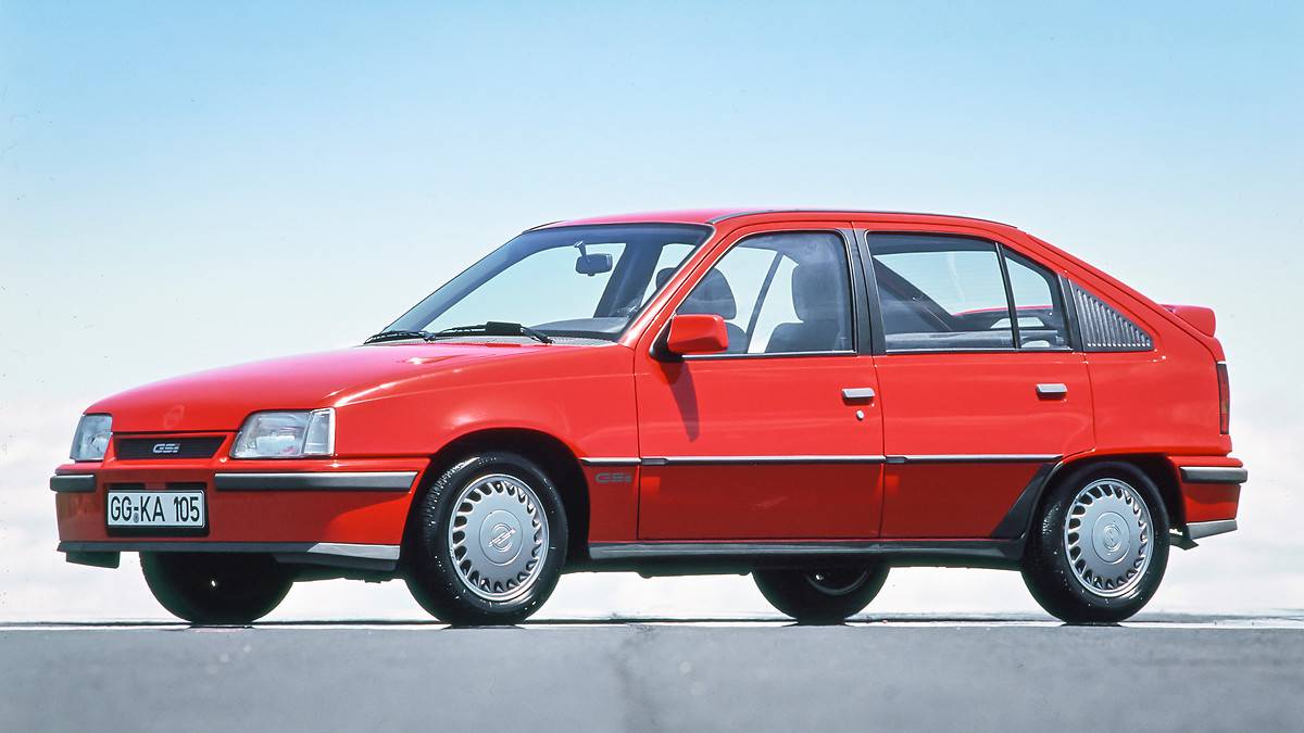 Opel Kadett GSi: Legenda koja je "potukla" i moćni Golf GTI