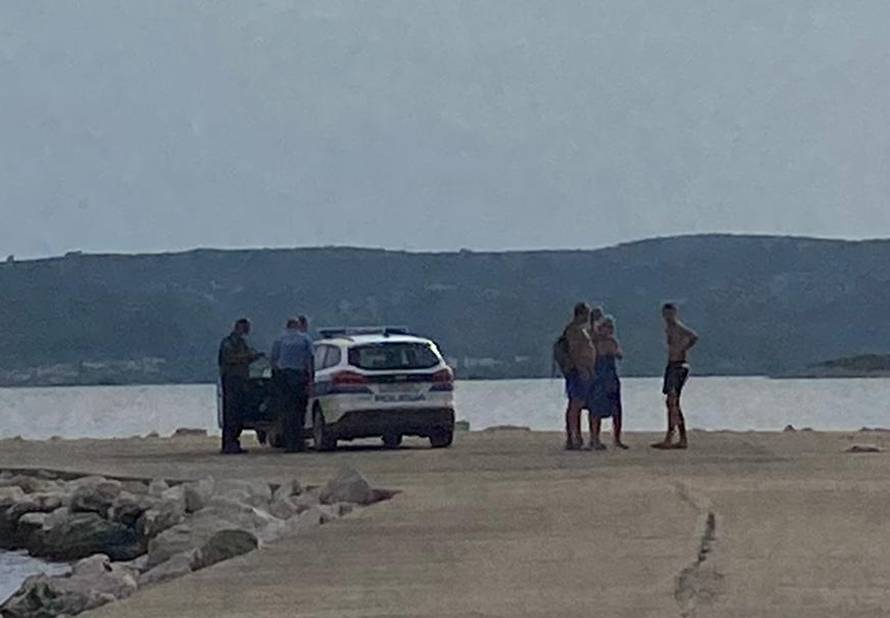 Blizu Zadra utopio se turist iz Češke, nisu ga mogli spasiti