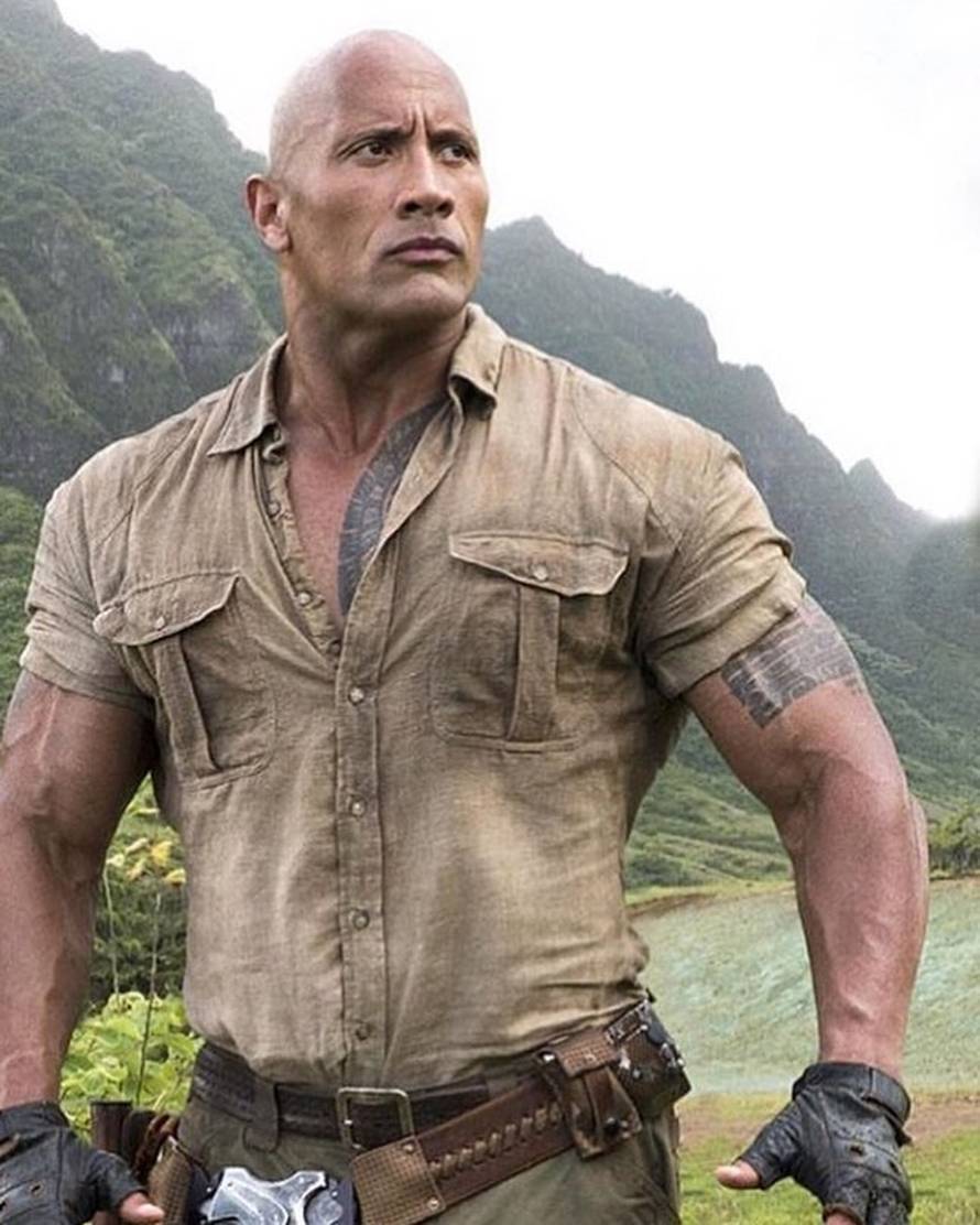 Dwayne Johnson sve raznježio: Poklonio mami kuću za Božić