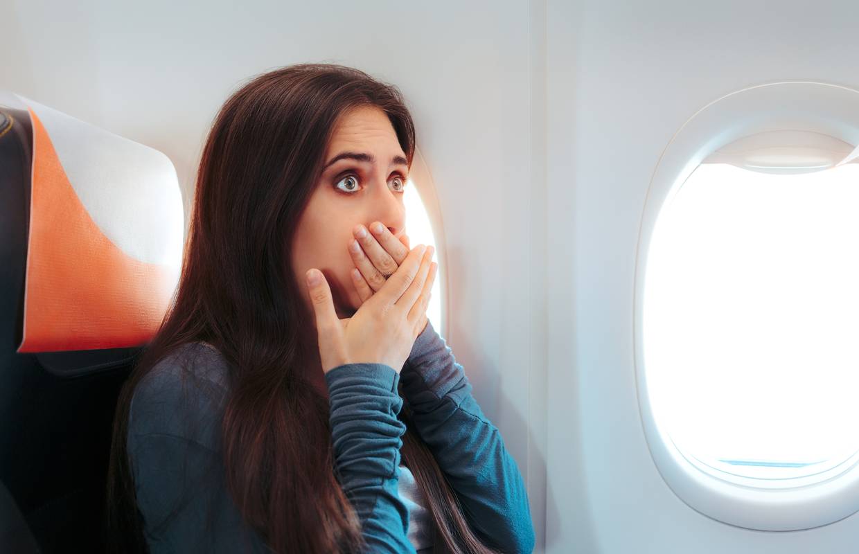 Putujete avionom? Ovih osam stvari je bolje ne nositi na let