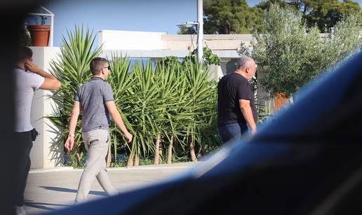 FOTO Keruma doveli u konobu Pr&scaron;ut. Traje pretres istra&zcaron;itelja