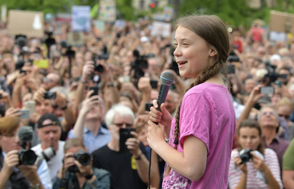 Greta očarala Terminatora: Čak joj je poslao i električni auto...