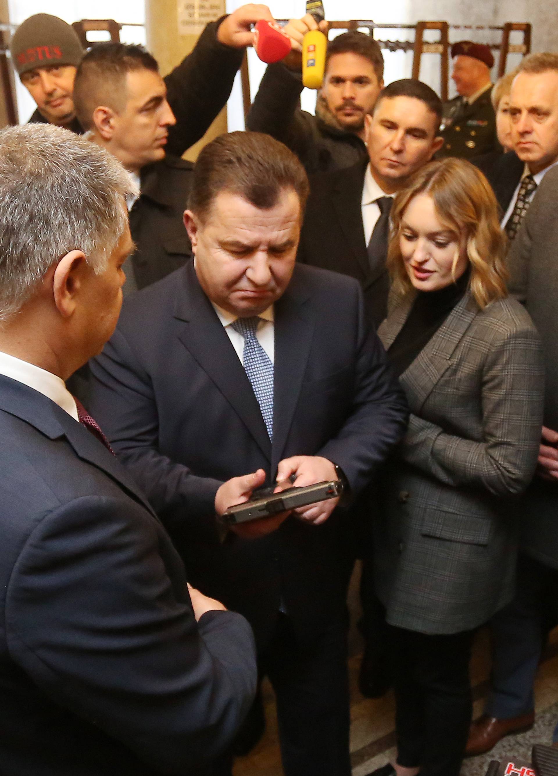 Ukrajinski ministar obrane je "isprobao" hrvatsko oružje
