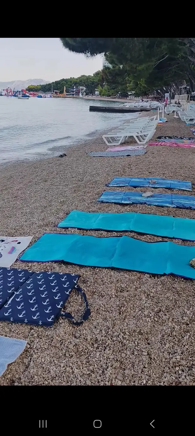 Srpkinja objavila fotku s plaže u Hrvatskoj, ručnicima rezerviraju mjesto: 'Je li i vama ovo jadno?