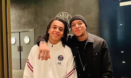 Mbapp&eacute;ov mla&dstrok;i brat debitirao za seniore Paris Saint Germaina