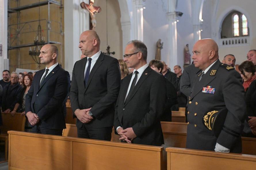 U Francuskoj ispratili generala Ante Rosu: 'Bio je domoboljub, istinski vojnik i vješt strateg'