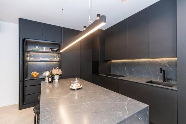 FOTO Prodaje se stan u srcu popularnog zagrebačkog kvarta - vrijedi li skoro milijun eura?