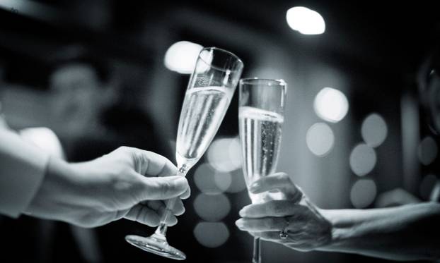 FOTO Noć prije svadbe doznala da je zaručnik vara: Ono što je napravila oduševilo je sve...