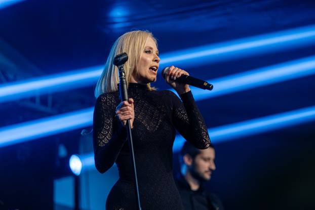 Žminj: Koncert Jelene Rozge za Valentinovo 