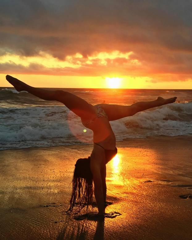 FOTO Ni ozljeda ju nije pokolebala: Danas je jedna od najpoznatijih fitness influencera