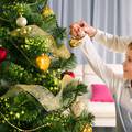 Običaji: Što je Badnjak i zašto baš tada kitimo božićno drvce?