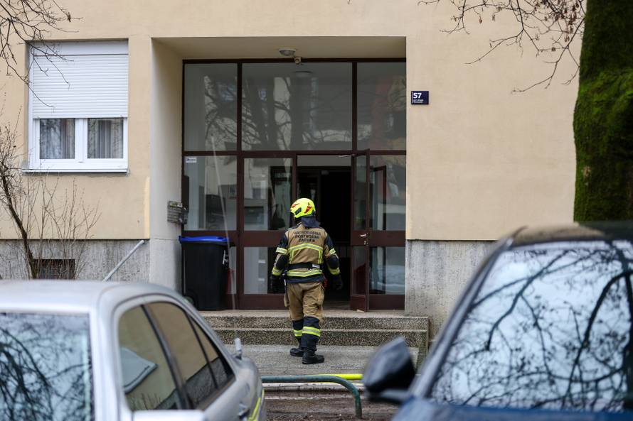 Zagreb: Požar u Ulici Hrvoja Macanovića, tri osobe ozlijeđene