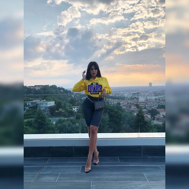 Od prodavačice do zaručnice u vrućim tangicama: Evo kako se Georgina mijenjala kroz godine