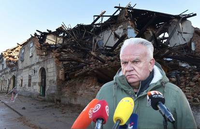 Dumbović: 'Ljudi su u dilemi kako živjeti ovdje, Petrinja bi mogla postati grad duhova'