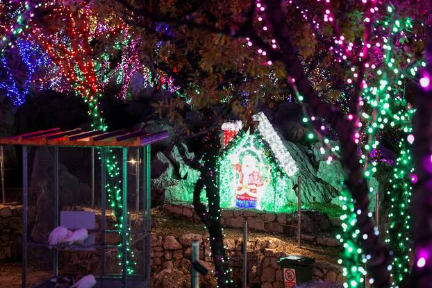 Božićno selo u Gornjem Docu