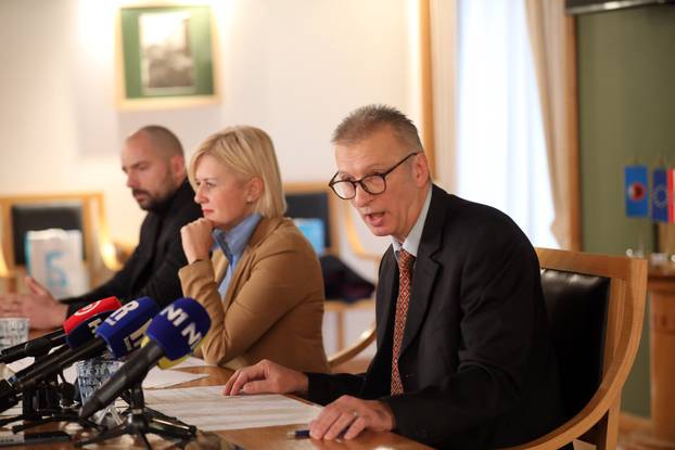 Rijeka: Gradona&ccaron;elnica Iva Rin&ccaron;i&cacute;, Aleksandar Milakovi&cacute; i Vlado Mezak na konferenciji