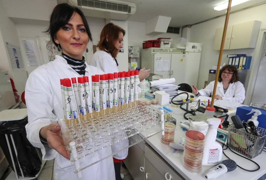 U javnim zahodima u Zagrebu moglo bi se čak i jesti s poda