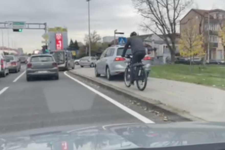 Vožnja po nogostupu