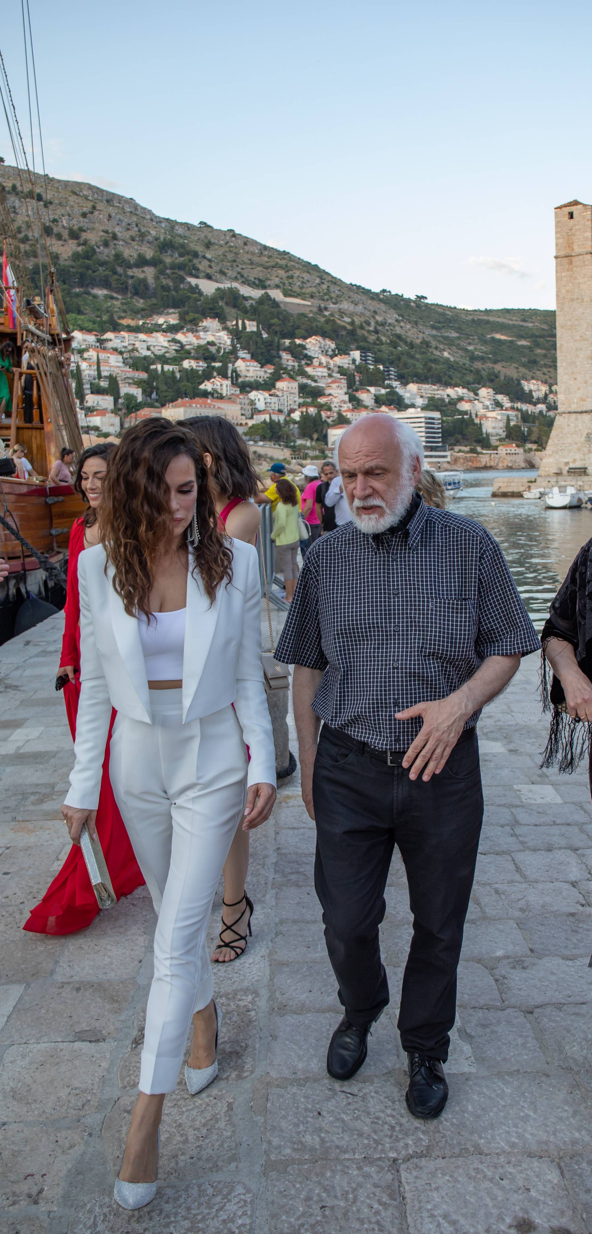 Dubrovnik: Poznati na otvorenju izložbe Dimitrija Popovića i Marka Vrdoljaka "One su ovdje"