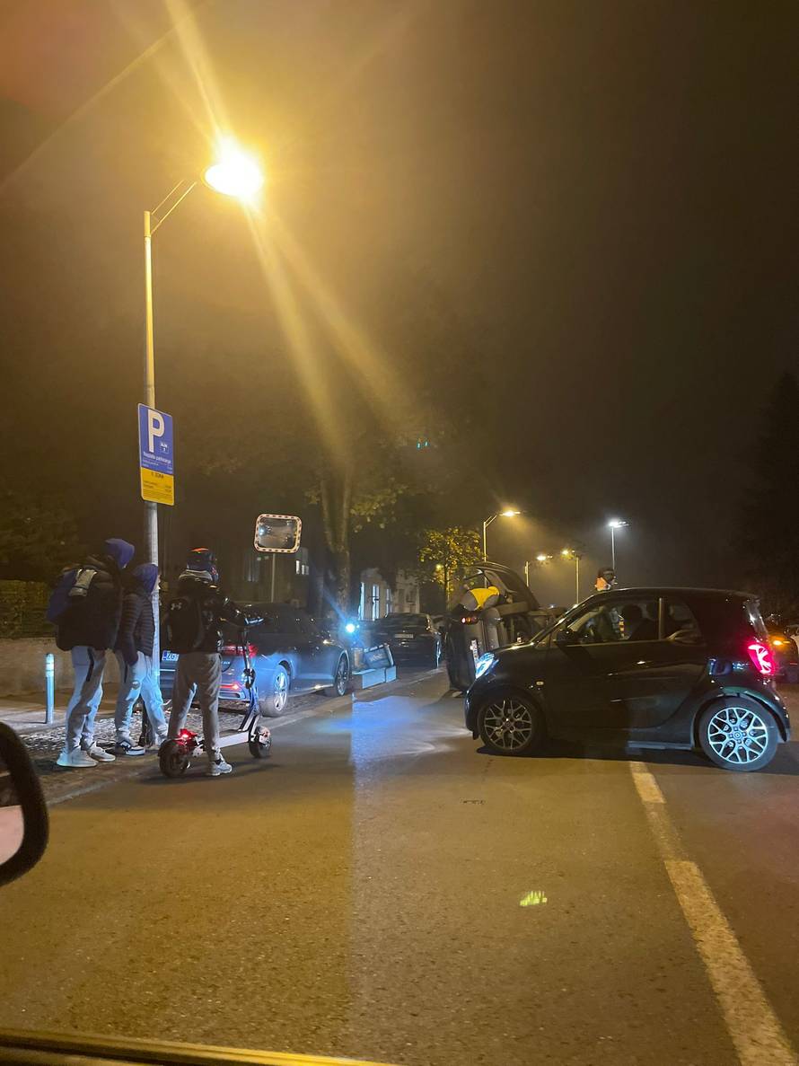 Ne baš Smart: Tinejdžer (19)  u Zagrebu prošao na čisto crveno