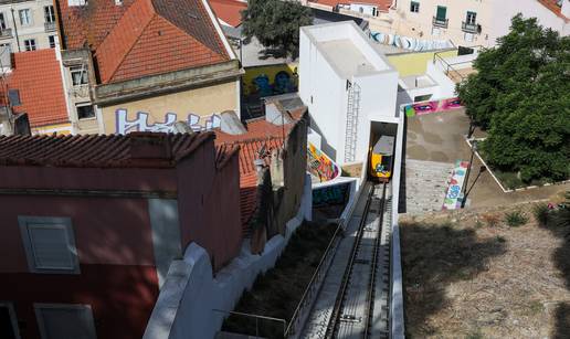 FOTO U padu uspinja&ccaron;e poginulo 17 ljudi, ozlije&dstrok;eni su turisti iz 10 zemalja. Nema stradalih Hrvata