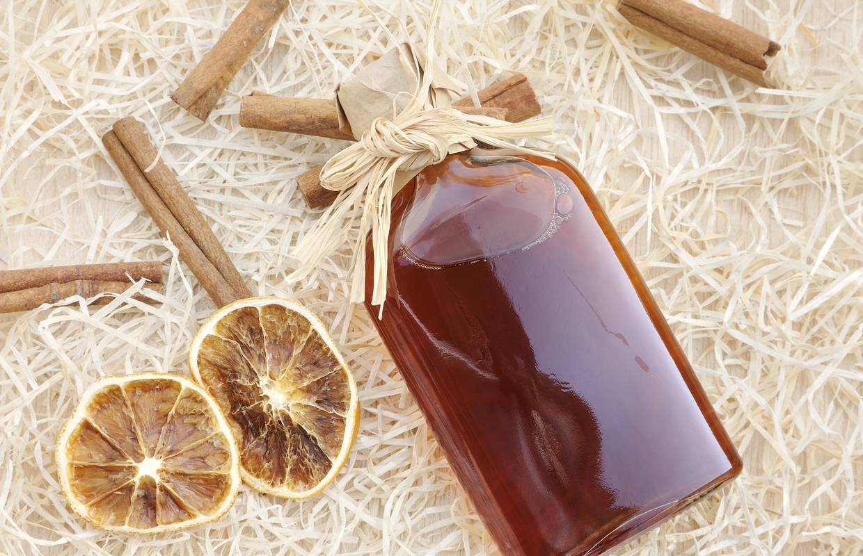 Recept za domaći pelinkovac: Protiv boli u želucu i kiseline