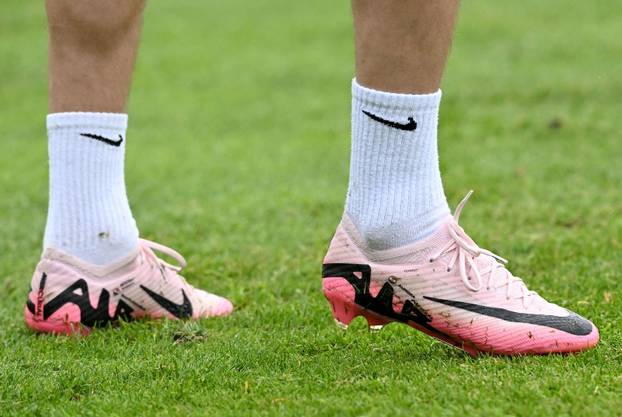 Neuruppin: Personalizirane kopačke Vatrenih