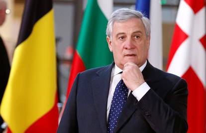 Tajani je pohvalio Mussolinija i sad se opet morao ispričavati