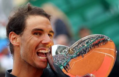 Nadal ušao u povijest tenisa: Prvi s deset titula na turniru!