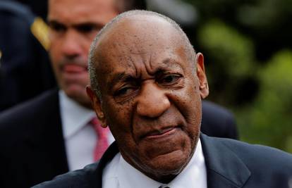 Bill Cosby u javnosti nakon dugo vremena: Izgleda loše, hoda uz pomoć štapa te je izgubio vid