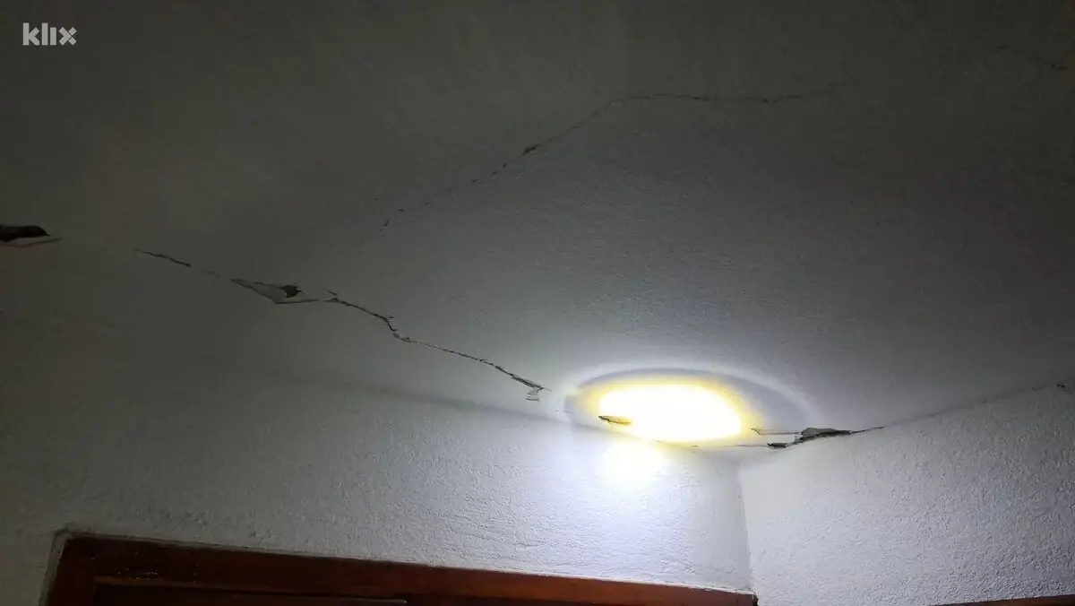 Neprospavana noć za mještane Ljubetova: 'Nakon potresa, noć smo proveli vani, u strahu smo'