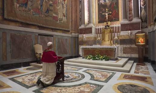 Snimke iza kulisa. Pogledajte što se događalo neposredno nakon izbora novog Pape