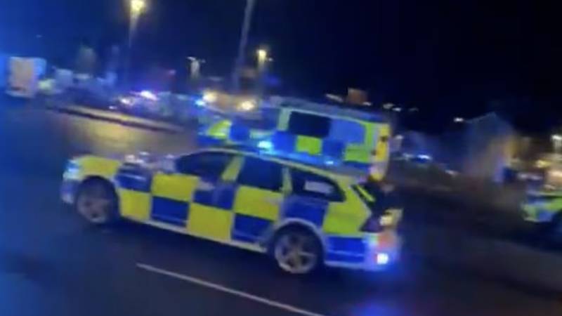 Više osoba izbodeno u vlaku u Engleskoj: Policija uhitila dvoje ljudi, više ozlijeđenih u bolnici