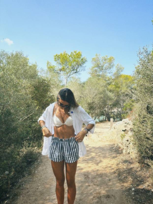 FOTO Skokovi su joj impresivni, ali fanovi gledaju nešto drugo. Evo tko je zanosna atletičarka