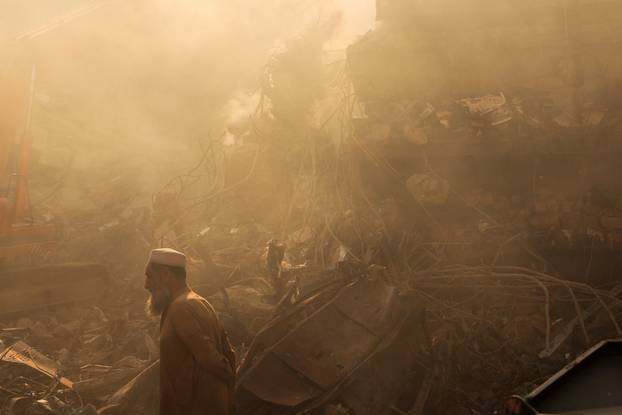 Aftermath of fire in a shopping mall in Karachi